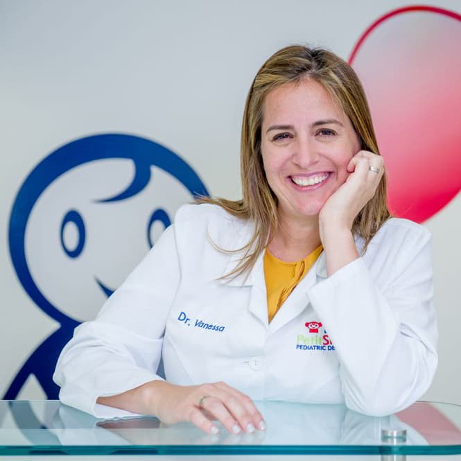 Dr. Carla Vanessa Ruiz